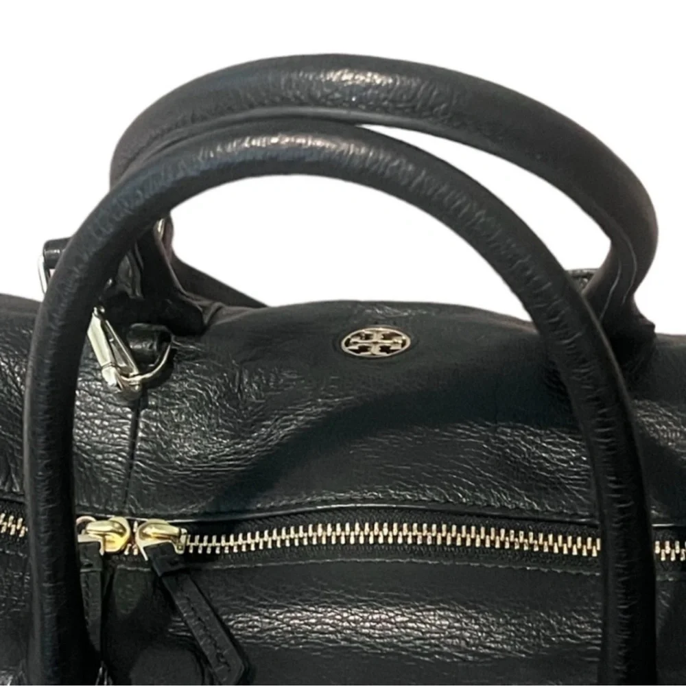 Tory Burch Black Leather medium  Bag